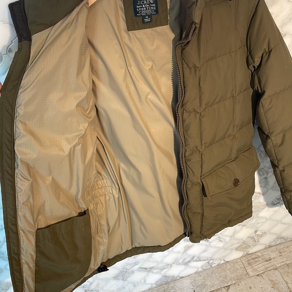 J Crew down filled olive green coat. Size XS - Picture 4 of 12